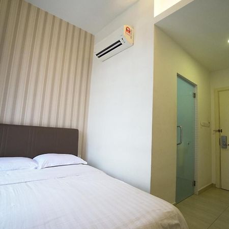 Crystal Garden Hotel - סרי קמבאנגן מראה חיצוני תמונה
